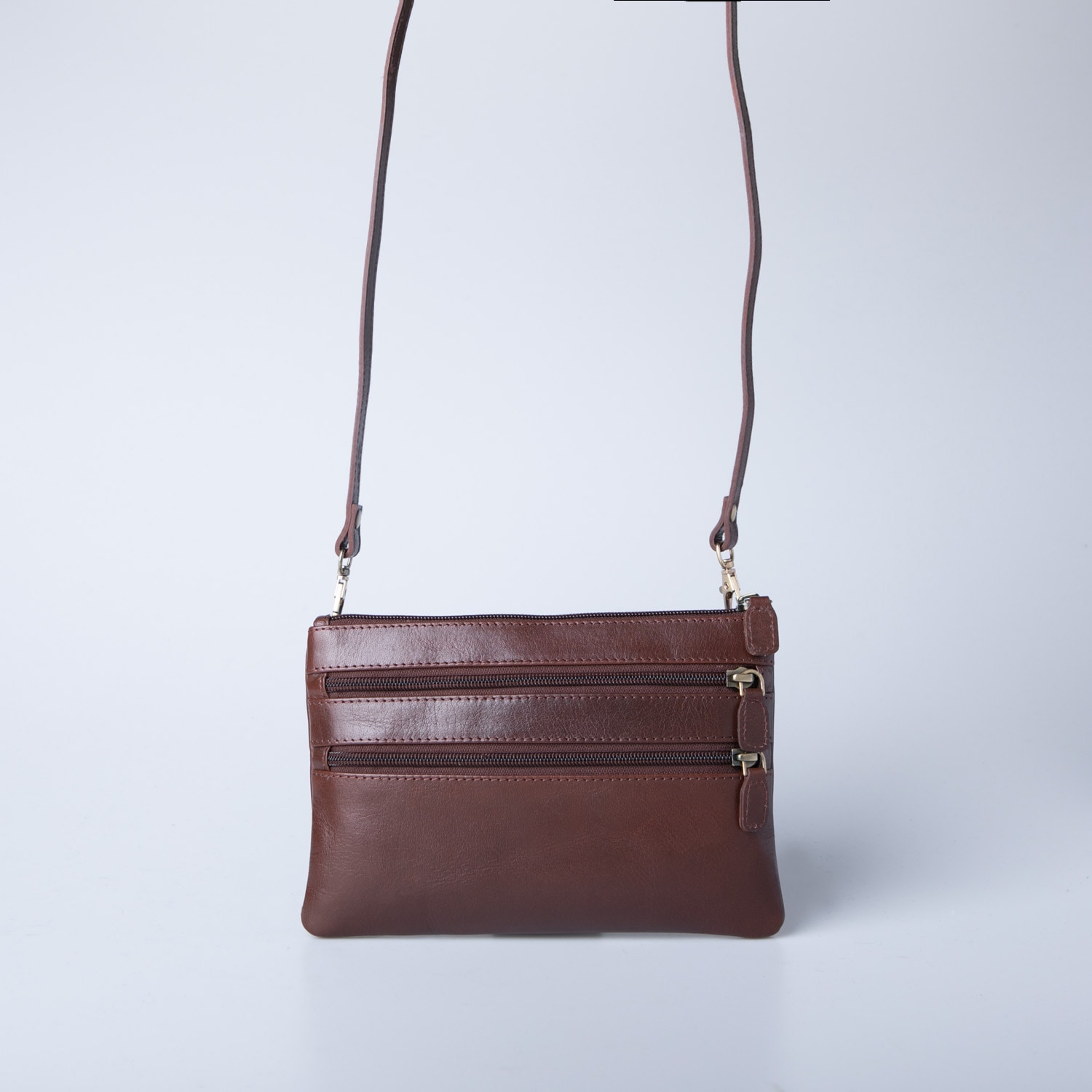 ショルダーバッグ 上質なイタリアンレザー 2Way仕様でおしゃれなレザー